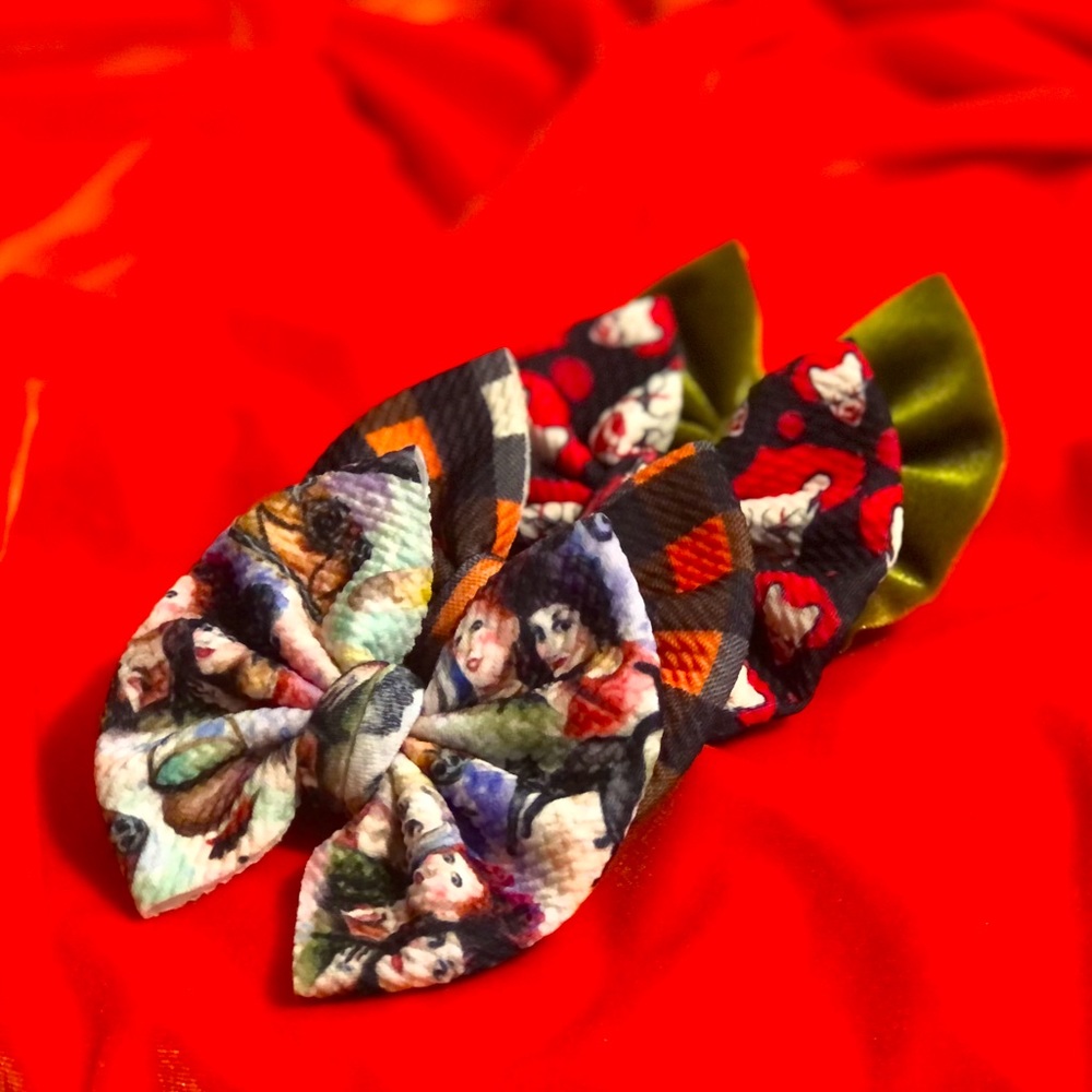 🍁Halloween hair bow bundle -On alligator clips!🍁